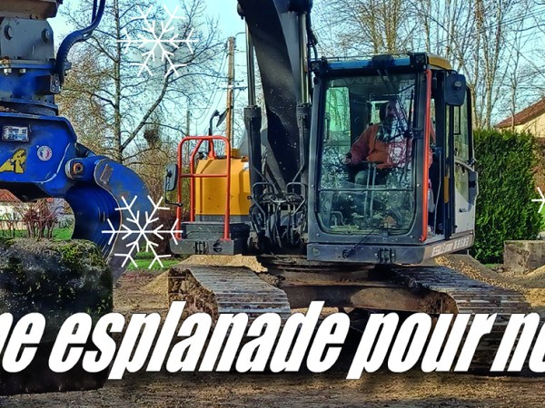 L&rsquo;esplanade du musée rénovée